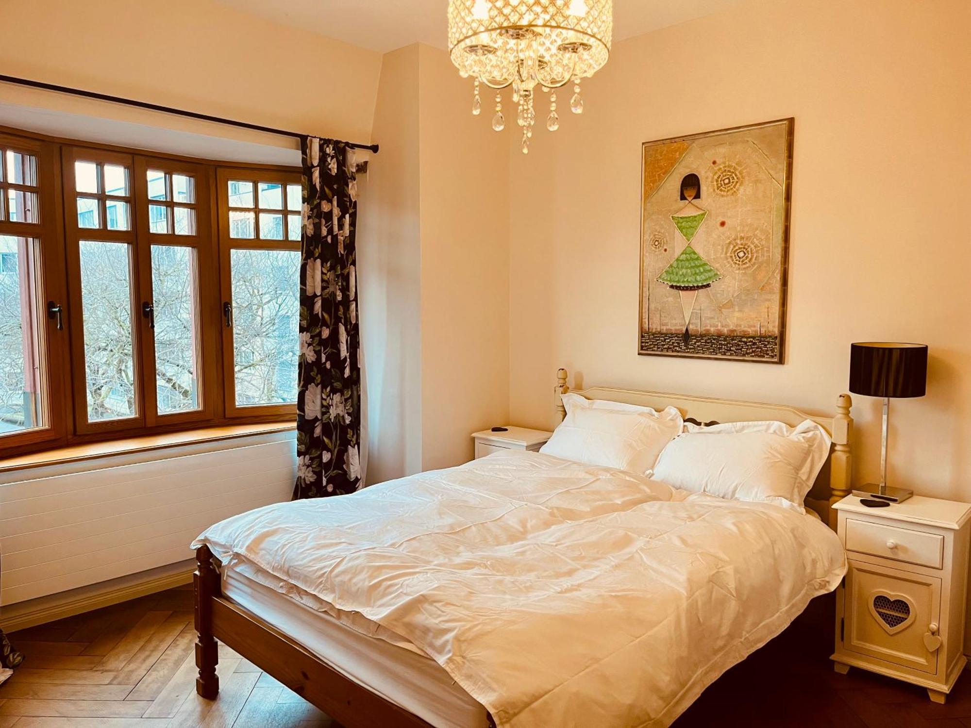 Georgian Guest Rooms Bazylea Zewnętrze zdjęcie